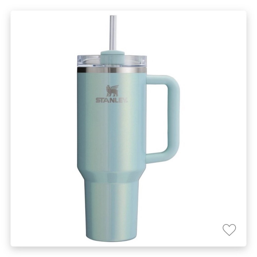 Stanley 40oz Quencher in Blueberry Milk